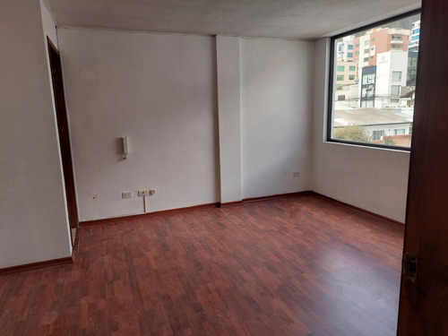 Arriendo Amplia Oficina 200 Metros En Av. Granados
