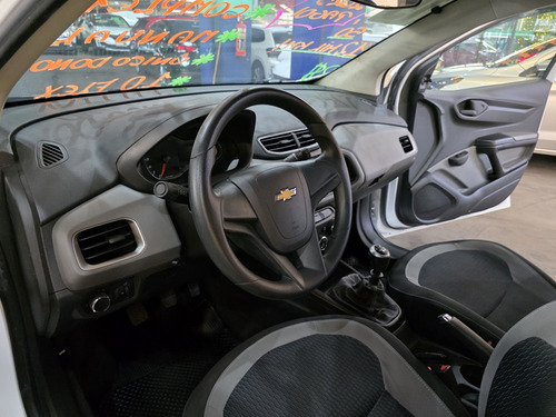 Chevrolet Onix 1.0 MPFI LS 8V FLEX 4P MANUAL