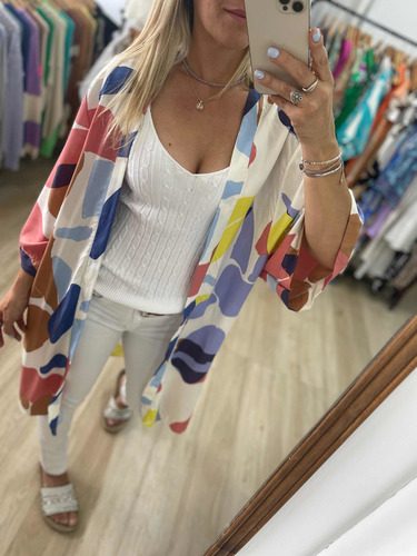 Imagen 6 de 9 de Kimono Estampado Mujer The Big Shop