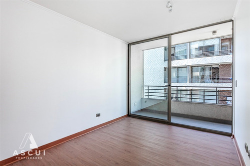 Departamento En Venta De 3 Dorm. En Lo Barnechea