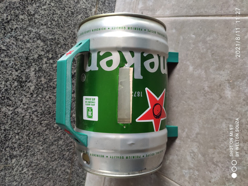 Imagem 1 de 3 de Vendo Barill De Heineken Já Cortado Pronto Pra Montagem