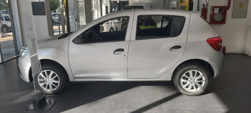 Autos Camionetas Renault Sandero Corolla Cruze Gol Corsa H