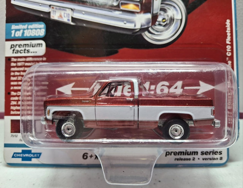 Auto World 1977 Chevy Cheyenne C10 Fleetside Muscle Trucks Bordó (Usado)