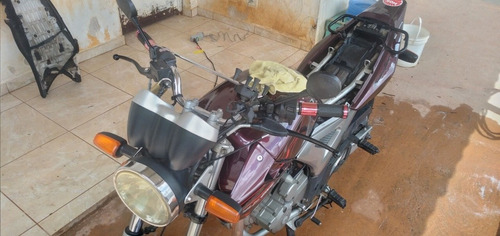 Imagem 1 de 6 de Honda Twister