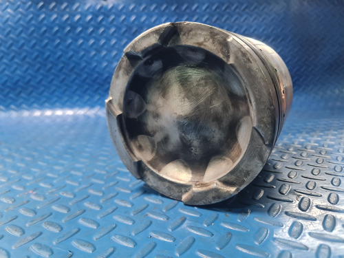 Piston Con Biela De Cummins Bigcam 350 (Usado)