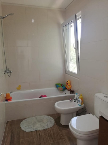 Venta Casa A Estrenar En Los Berros Ii