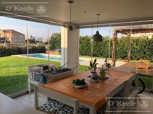 Imagen 3 de 30 de Casa En Venta En Nuevo Quilmes De 5 Ambientes Minimalista