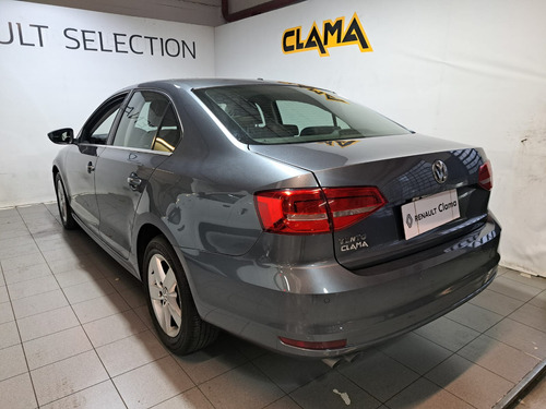 Volkswagen Vento VENTO LUXURY 2.5 2.5