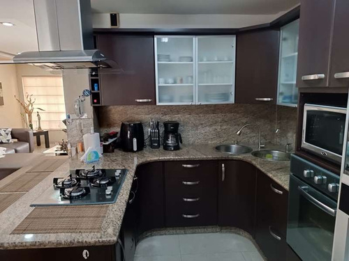 Townhouse Moderno En Residencia Monte Plata, Trigal Norte, Valencia. Minerva K