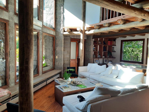 Lindisima Casa En Venta Tigre, Laguna Del Sol, 4 Dormitorios, Escritorio, Dependencia, Gran Jardin