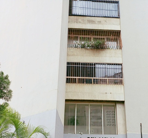 En Venta Apartamento En La Av. Baralt 69m2