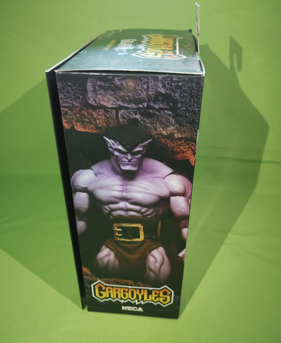 Neca Gargolas Ultimate Goliath (Usado)