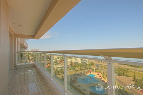 Imagen 6 de 30 de Apartamento En Le Jardin, 3 Suites Más Dependencia