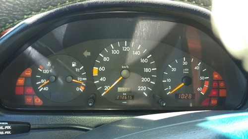 Mercedes-benz Clase C220 Diesel Elegance Automático