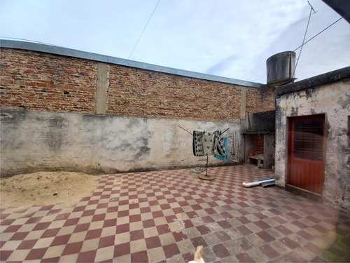 Vendo Casa A Reciclar En Exc. Zona Santo Tomé
