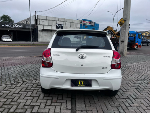 Toyota Etios Toyota Etios XS 1.5 (Flex)