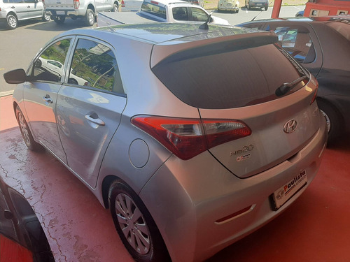 Imagem 4 de 9 de Hyundai Hb20 1.6 Comfort 16v Flex 4p Manual