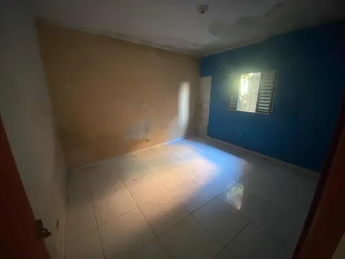 Casa Com 2 Quantos ,sala,cozinha ,banheiro ,garagem