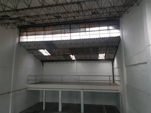 Bodegas En Arriendo La Mayorista 743-7675