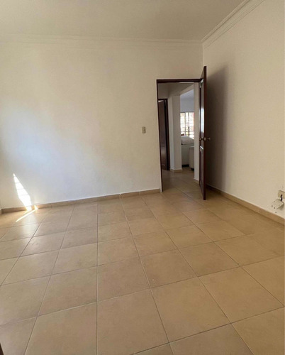 Imagen 6 de 23 de Vendo Segundo Nivel Jardines Sur Dos Hab Dos Baños Parqueos
