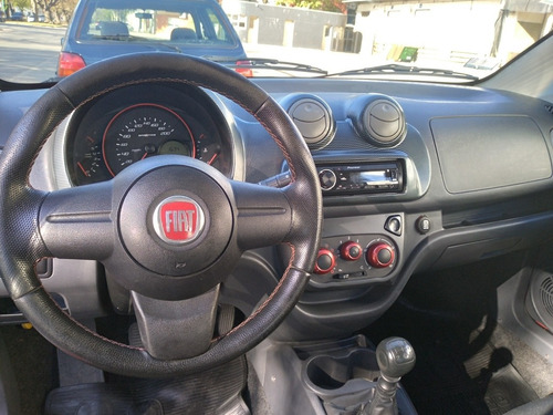 Imagen 9 de 13 de Fiat Uno 2011 1.4 Sporting