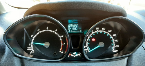 Ford New Fiesta Sedan Titanium Powershift