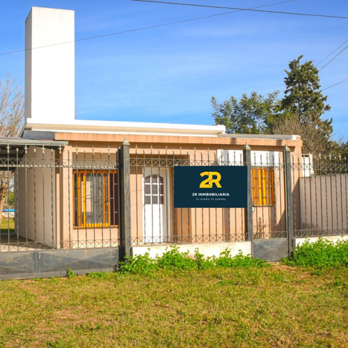 Casa Dos Dormitorios Con Pileta Los Pinos