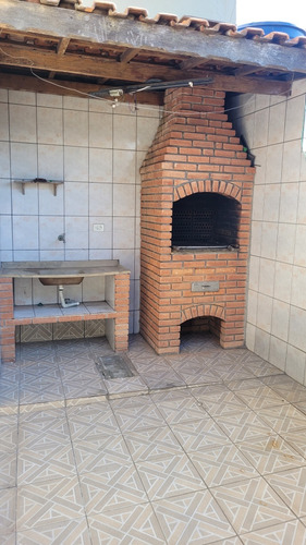Casa Com 3 Dormitórios, 3 Banheiros, 1 Vaga E 1 Suíte
