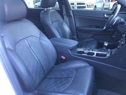 Imagen 11 de 15 de Kia Optima 2020 2.0 L Turbo Gdi Sxl At