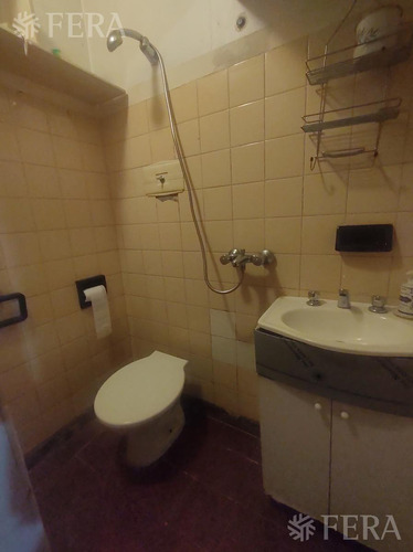Venta Ph 2 Ambientes Con Patio En Bernal (31221)