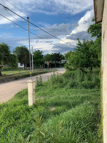 Magnifica Esquina Comercial A La Venta!! Con 2 Casas +galpón