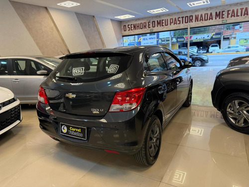 Chevrolet Onix 1.0 Lt 8v Flex 4p Manual