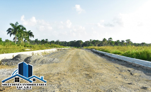 Imagen 13 de 14 de Vendo Solar Comercial De 150 A 385 Mt2 En Plena Avenida Ubicado En Residencial Privado Con Agua Luz Y Calles En Santo Domingo Norte Próximo A La Estación Del Metro Mamá Tingo, La Sirena Y El Parque P