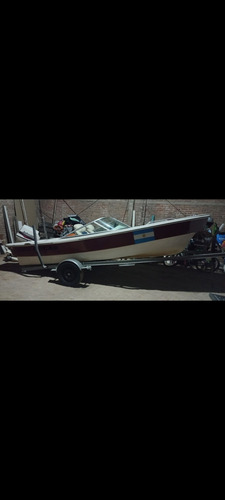Lancha Traker 520