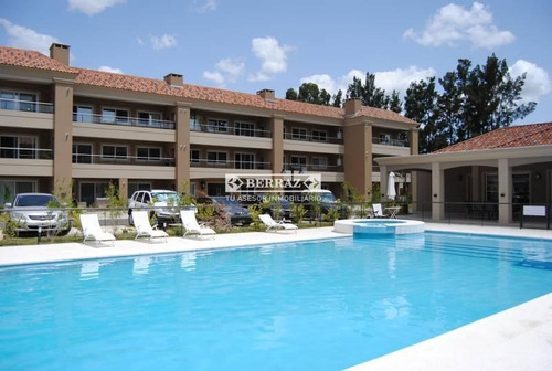 Imagen 1 de 17 de Departamento Venta Liquidambar - Pilar