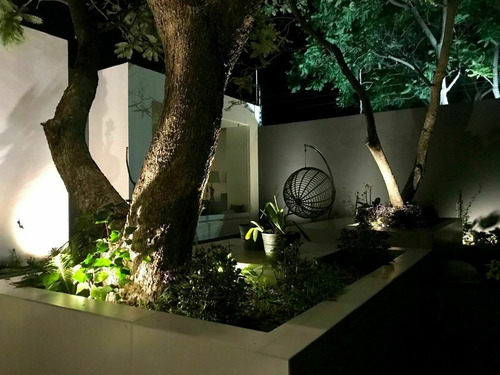 Casa De Ensueño En Venta En Villas Del Mesón