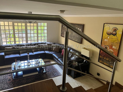 Se Vende Bello Apartamento En Las Esmeraldas Mls 24-22052