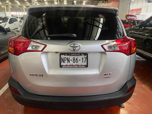Imagen 5 de 12 de Toyota Rav4 Xle Xle