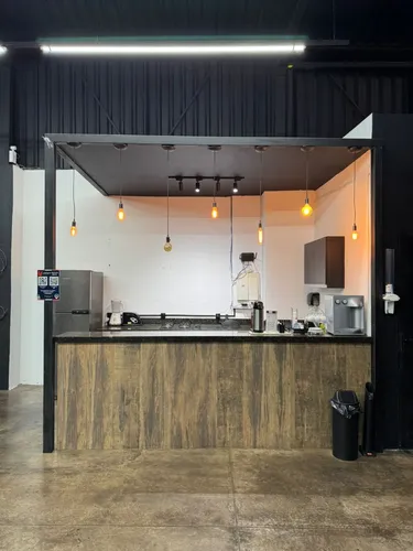 Passa-se O Ponto Comercial Loja Montada - Oportunidade!