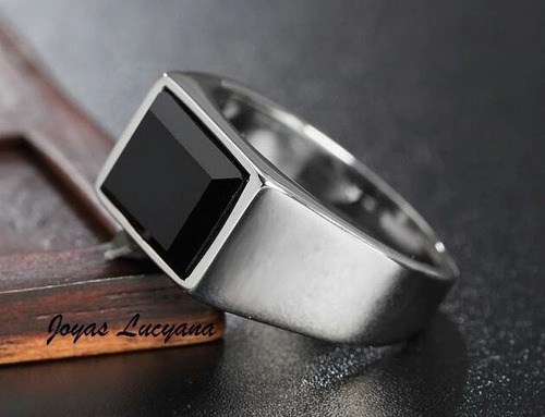 Anillo Para Hombre. Joyas Lucyana. Barranco