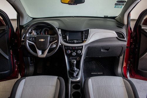 Imagen 13 de 15 de Chevrolet Tracker 2018 1.8 Ltz 140cv Con Gnc Ac235 Nv