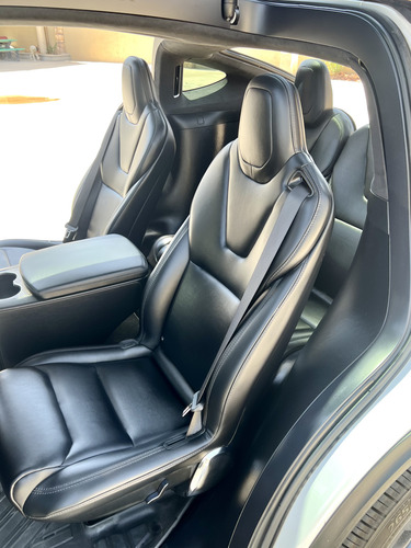 2017 Tesla Modelo X 75d, 6 Pasajeros, Piloto Automatico