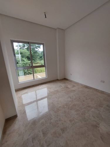 Julian Acosta. Vende Exclusivo Town House, Cumbres De Guataparo