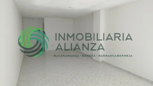 Local En Arriendo En Antonia Santos Centro. Cod A15739