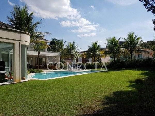 Imagem 23 de 27 de Tamboré 03 | Casa Alto Padrão | Venda | Fino Acabamento | Imenso Quintal Gramado - Cnc1282