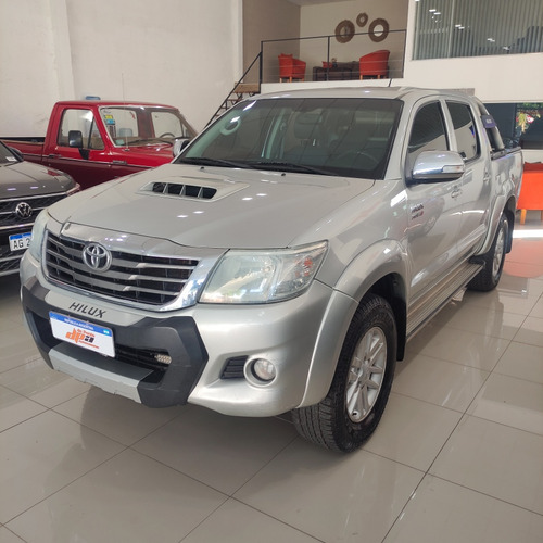 Toyota Hilux 3.0 Cd Srv I 171cv 4x4