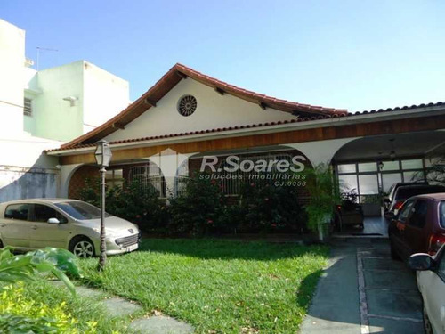 Imagem 2 de 15 de Terreno Com 690m2, Em Localização Privilegiada, 03 Quartos Com Suíte - Vvca30135