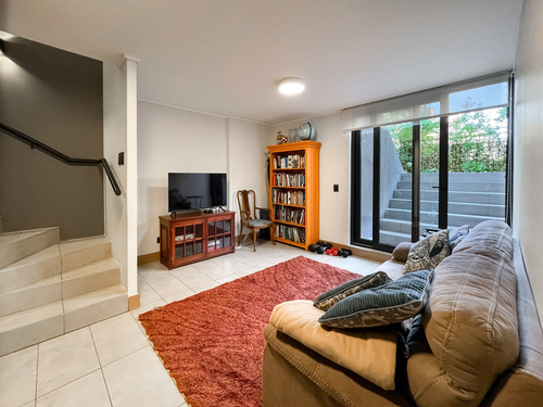 Venta Departamento Con Jardín 3d Y 3b Estadio Croata - Vit