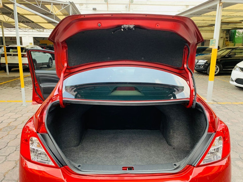 Imagen 8 de 14 de Nissan Versa 2019