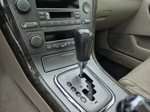 Subaru Legacy 3.0 R AWD AT